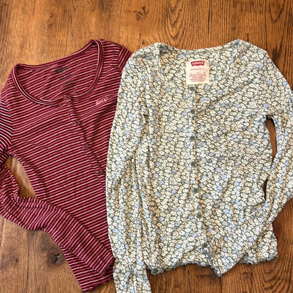 Girls Levi’s shirt bundle